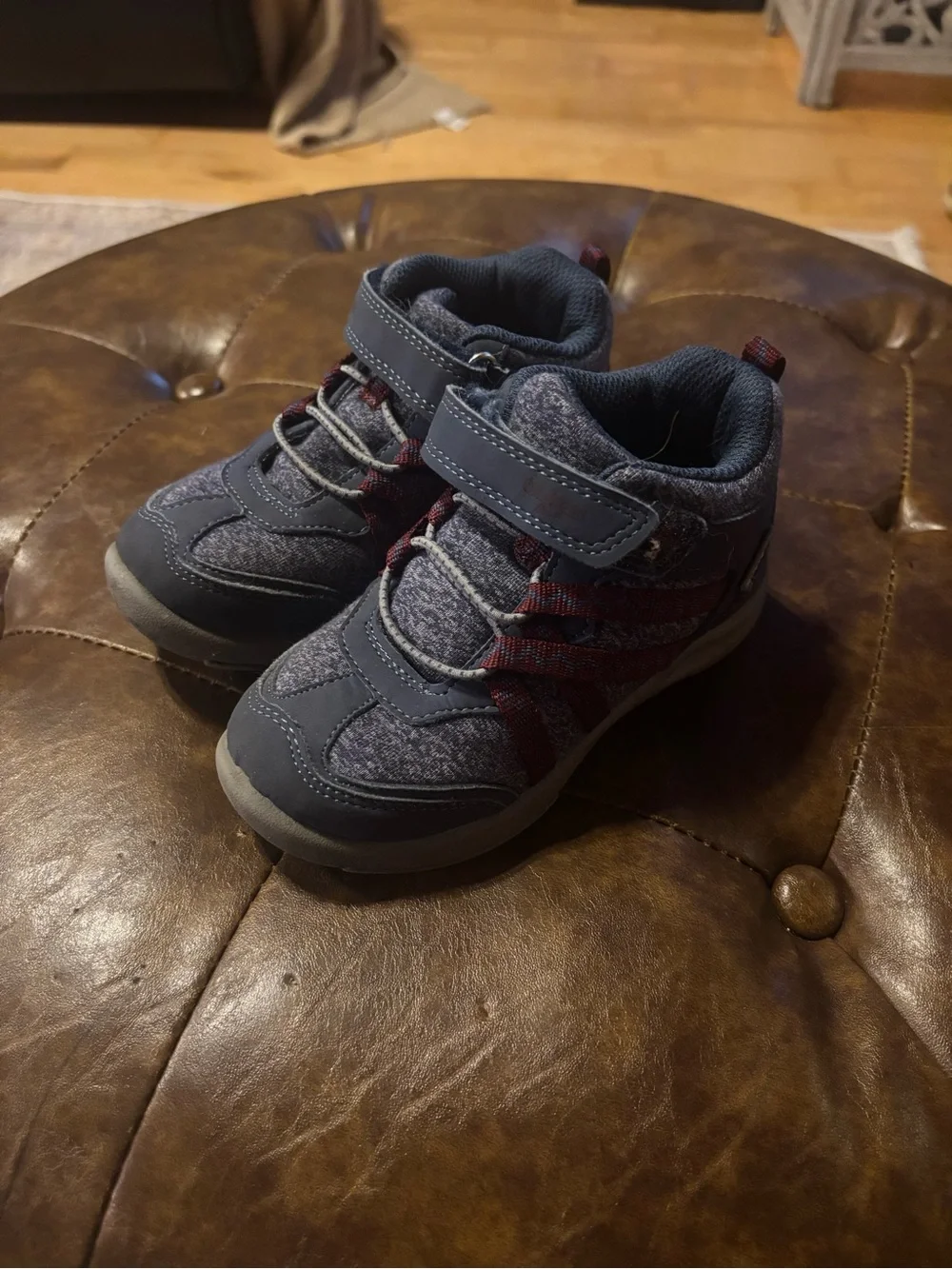 OshKosh B’Gosh Forrest EverPlay Fashion Boot Size 9 Super Cute Excellent Shape